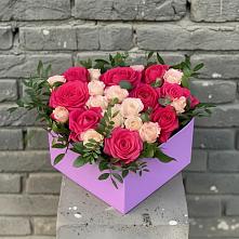 Цветочная композиция из Розы в коробке в Атиге