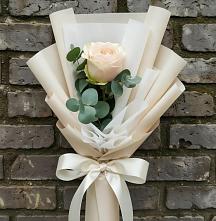 Букет цветов из:  Розы в Атиге