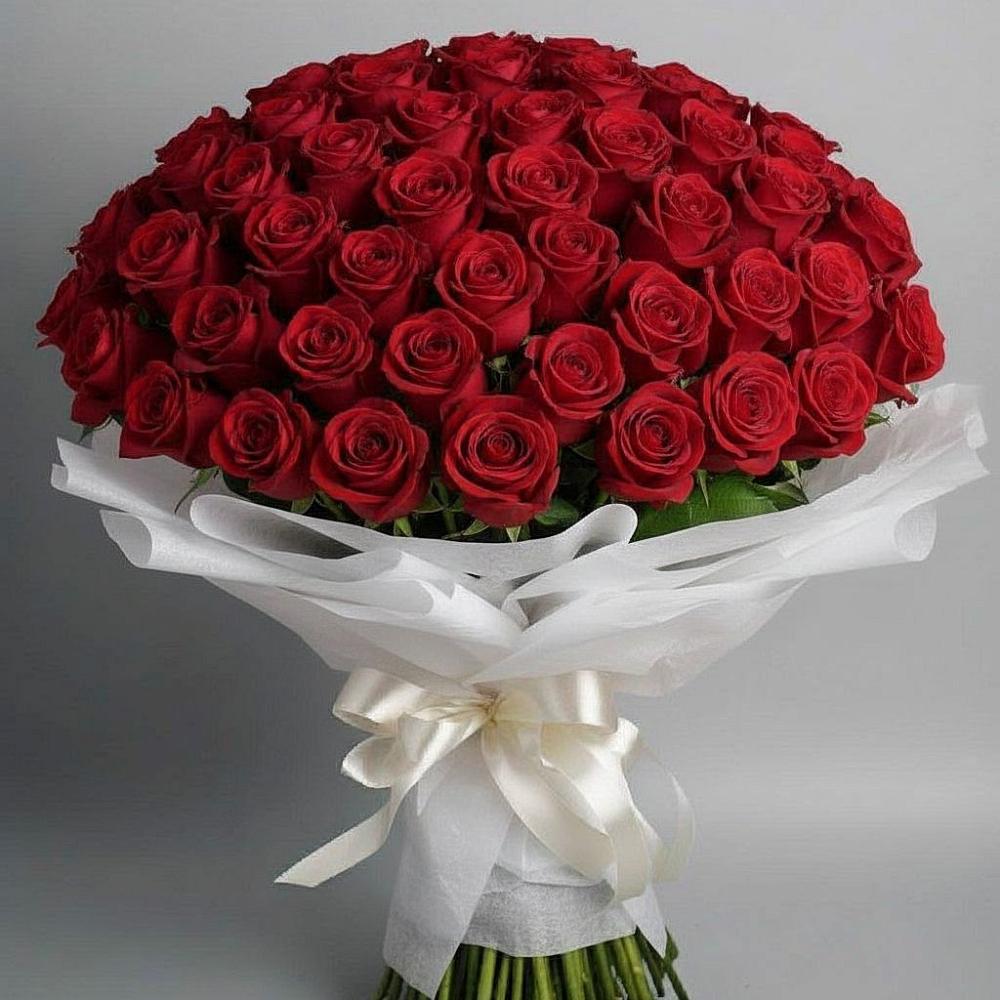 Букет 101 Красная роза Блэк Мэджик в Атиге