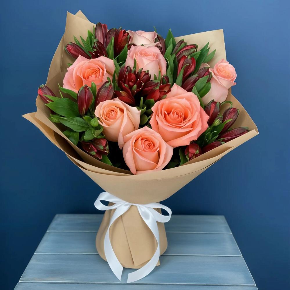 Букет цветов из: Розы и Альстромерии в Атиге