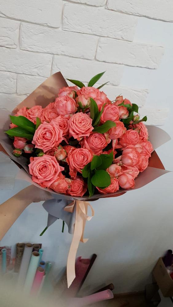 Букет цветов из: Розы в Атиге