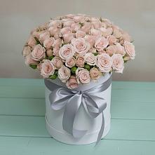 Цветочная композиция из Розы в шляпной коробке в Атиге