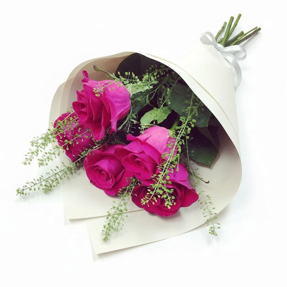 Букет цветов из: Розы в Атиге