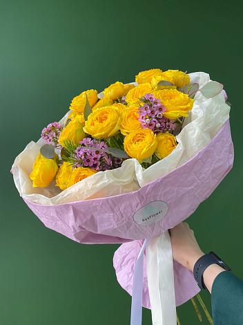 Букет Кустовые желтые розы в Атиге