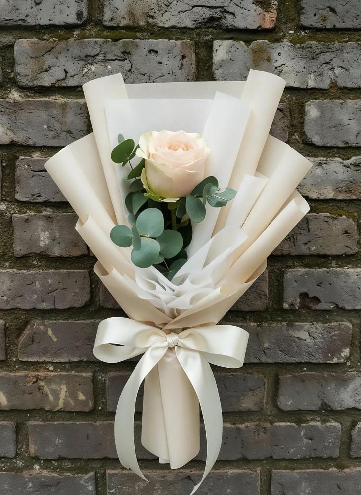 Букет цветов из: Розы в Атиге