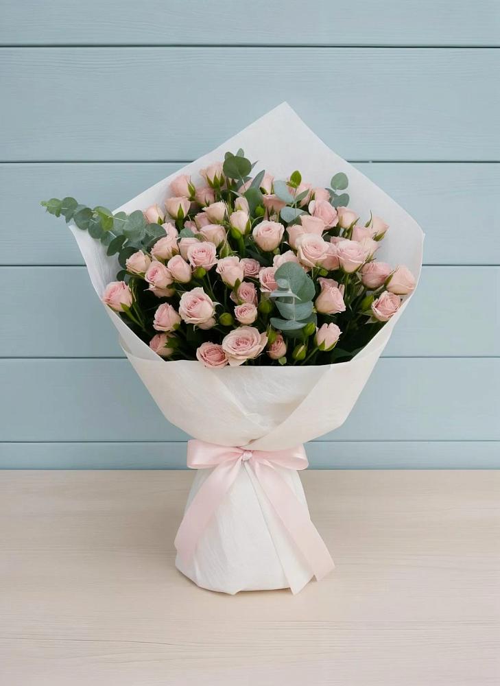 Букет цветов из: Розы в Атиге