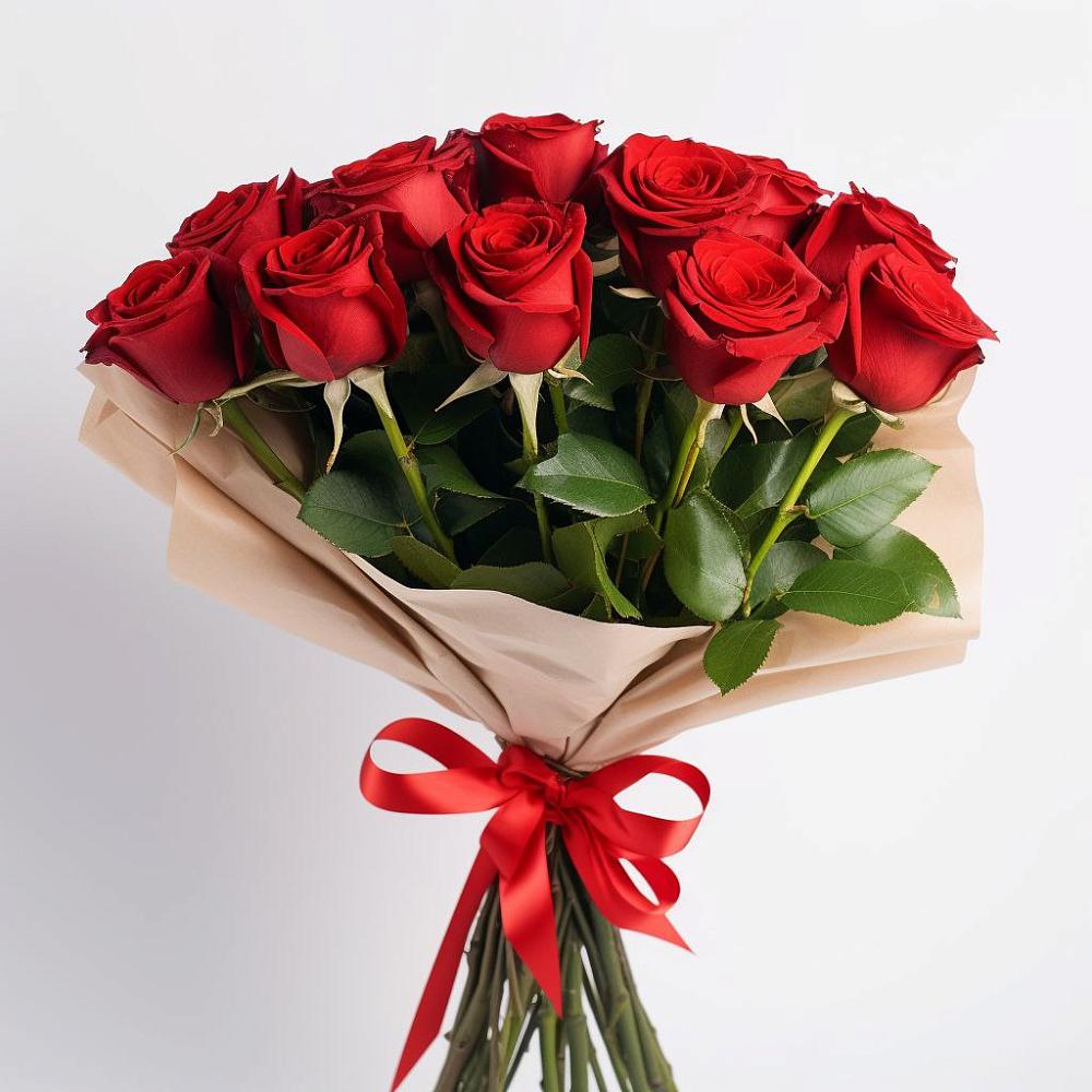Букет 11 Красных роз Эдлесс Лав в Атиге
