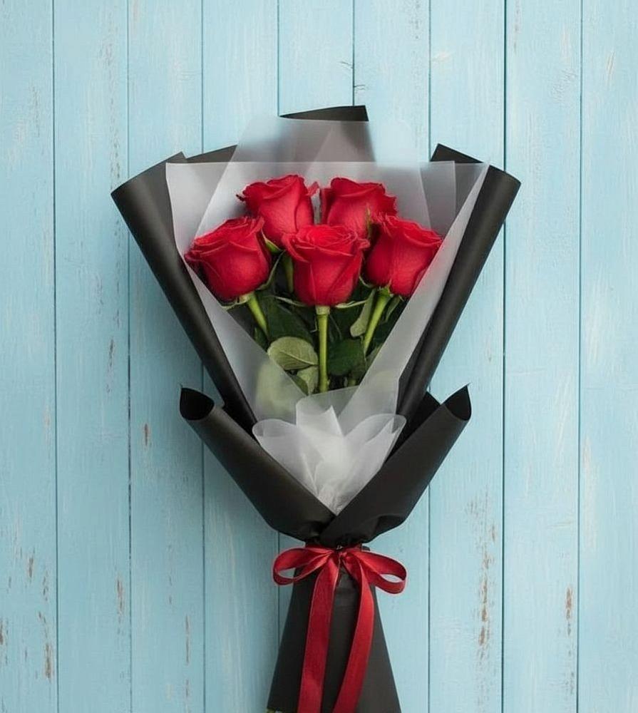 Букет цветов из: Розы в Атиге